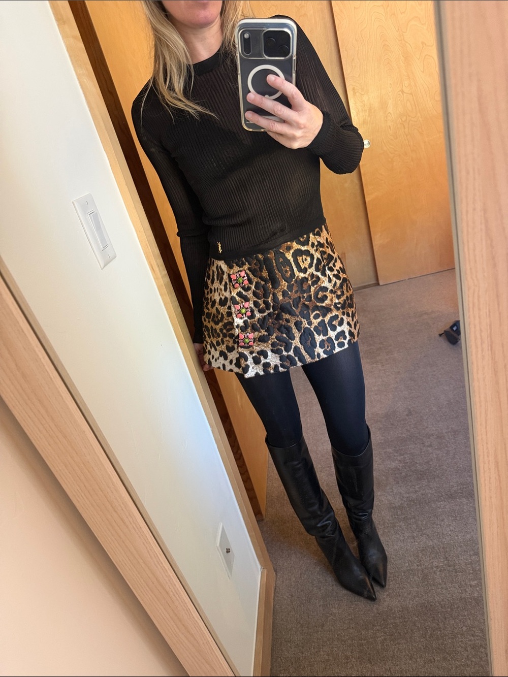 Dolce & Gabbana Leopard Micro Mini Skirt - Picture 4 of 8